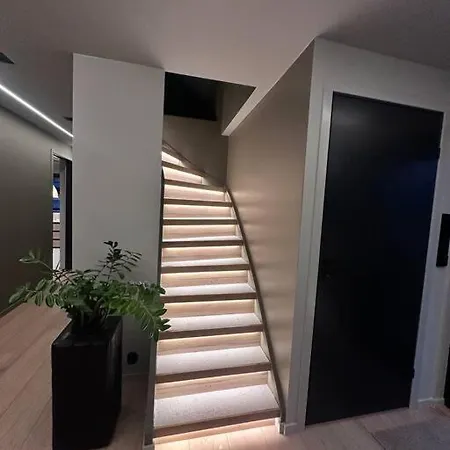 Eksklusiv Enebolig *