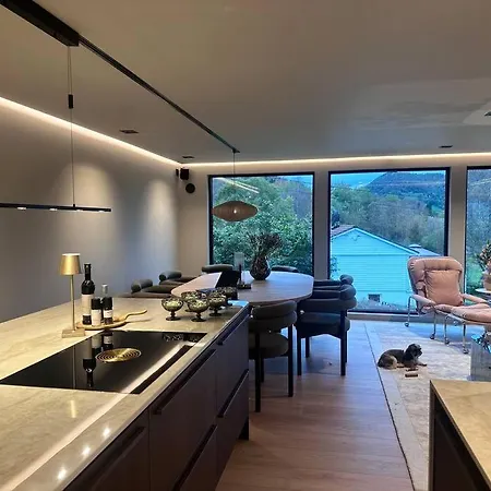 Eksklusiv Enebolig Med Jacuzzi Villa Bergen