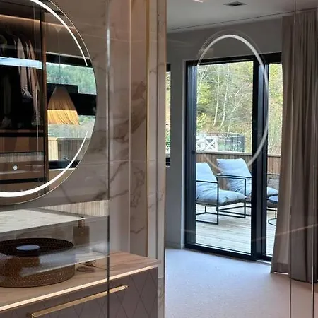 Eksklusiv Enebolig *