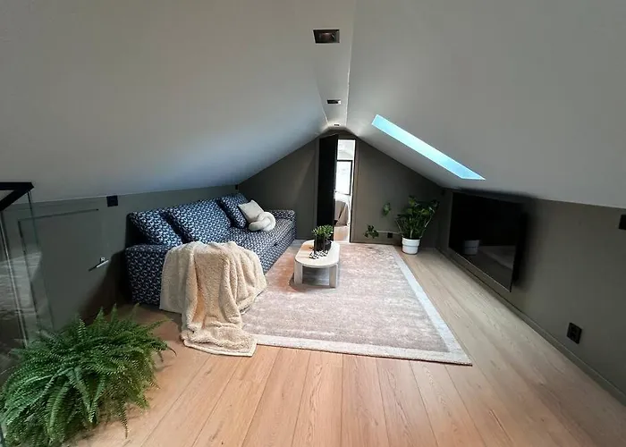 Eksklusiv Enebolig Med Jacuzzi Villa *